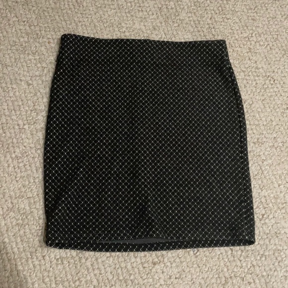 LOFT Dresses & Skirts - 2/$25 Loft Black Patterned Mini Skirt